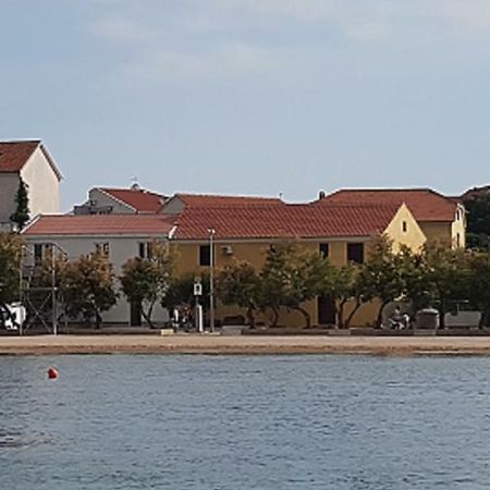 Beach Apartment Vami With Sea View Murter Eksteriør bilde